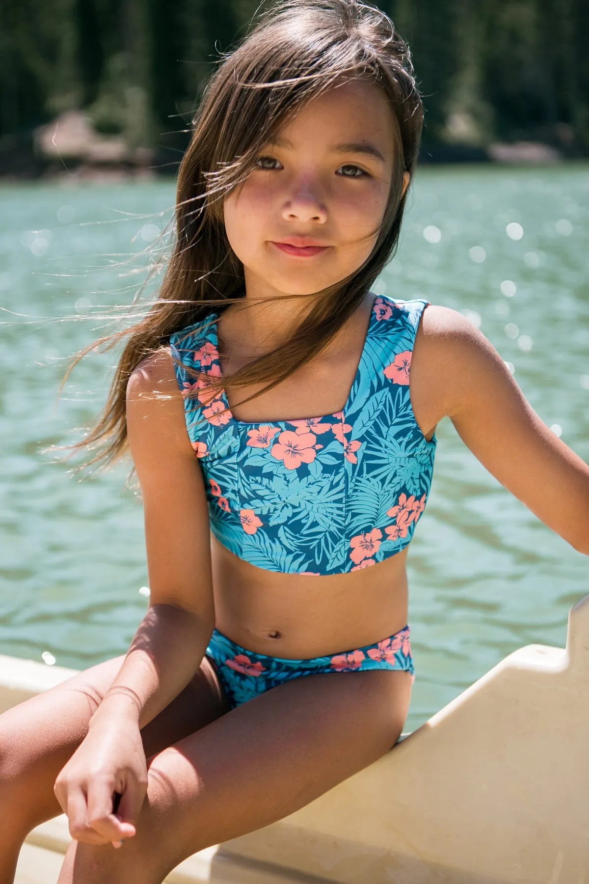 Girls Swimsuit Feather 4 Arrow Island Hopper Reversible (Size 4 left)